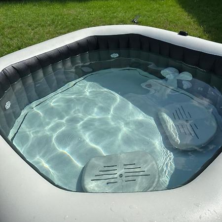 Traumhafte Haushaelfte Mit Kamin, Garten & Whirlpool Apartment Берлин Екстериор снимка