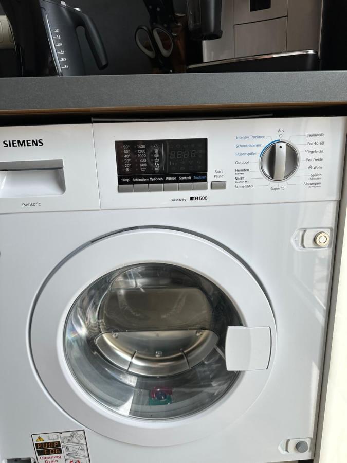Traumhafte Haushaelfte Mit Kamin, Garten & Whirlpool Apartment Берлин Екстериор снимка