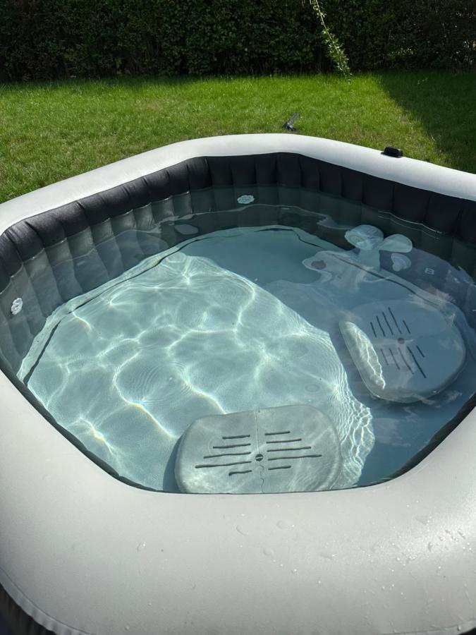 Traumhafte Haushaelfte Mit Kamin, Garten & Whirlpool Apartment Берлин Екстериор снимка